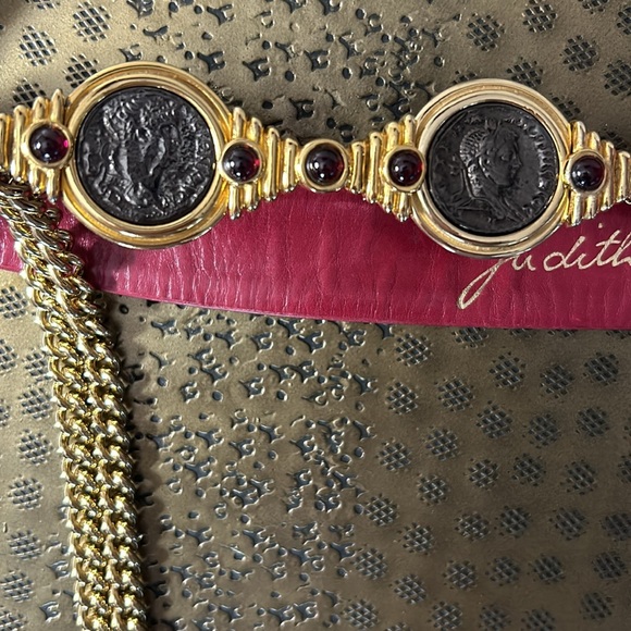 Judith Leiber Adjustable Red Leather Belt with Coin and chain - Picture 2 of 7